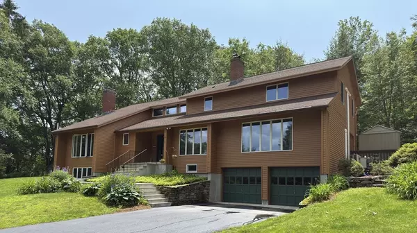 Ware, MA 01082,4 Old Stagecoach Rd
