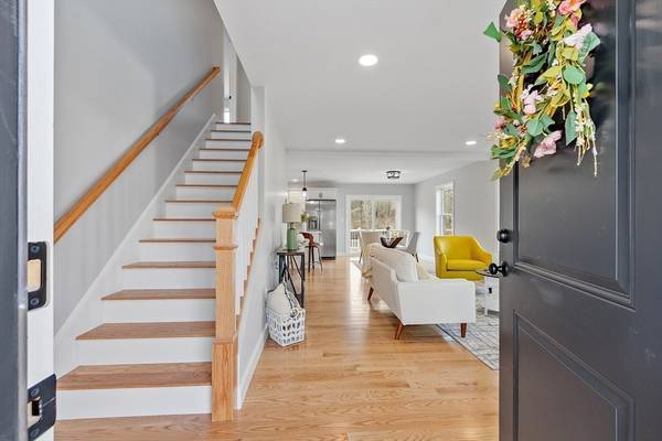 Lunenburg, MA 01462,711 Massachusetts Avenue #6