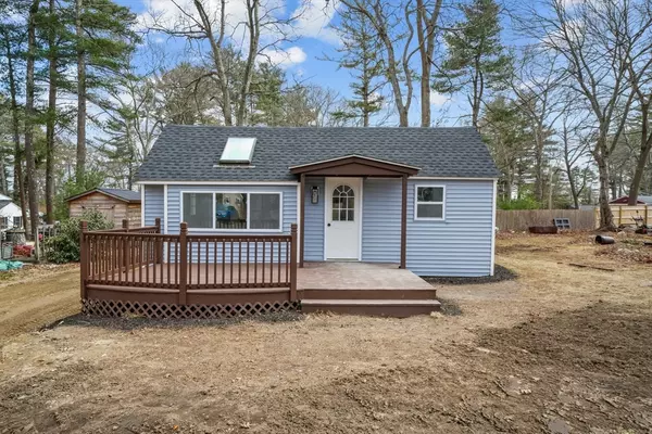 Lakeville, MA 02347,12 Violet Street