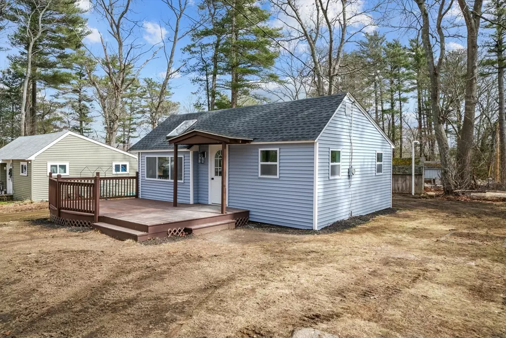 Lakeville, MA 02347,12 Violet Street