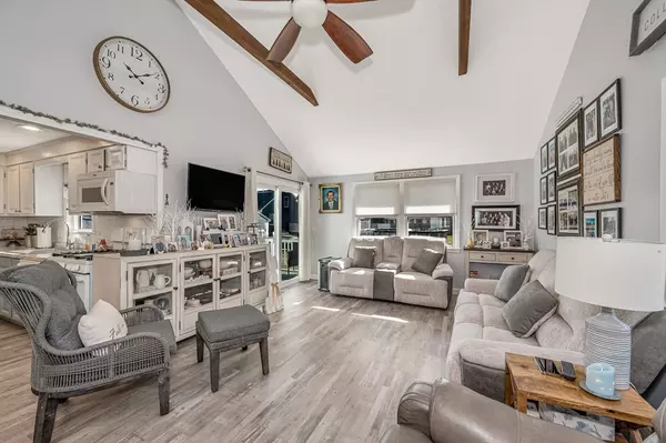 Dracut, MA 01826,88 Elm St