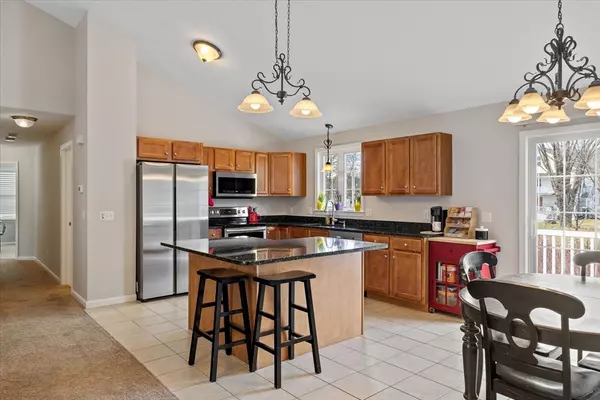 West Boylston, MA 01583,392 Worcester St