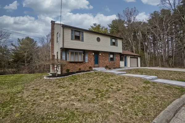 Bellingham, MA 02019,13 Gaby Ln