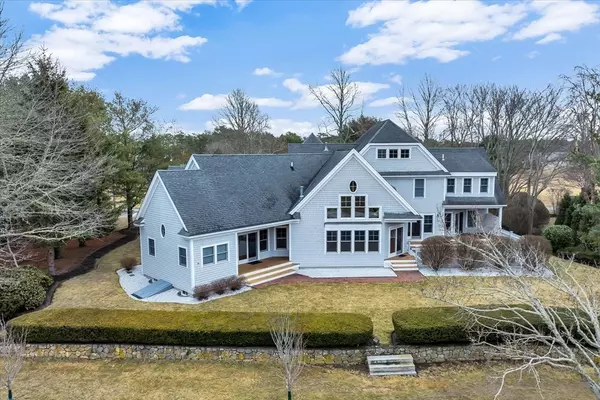 Mashpee, MA 02649,326 Willowbend