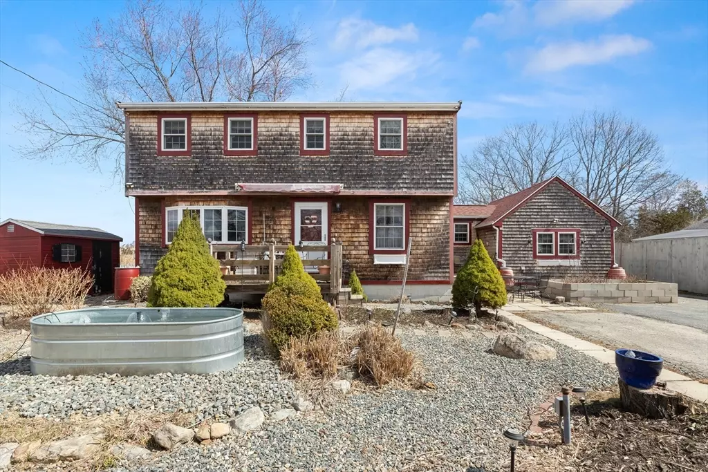 Ipswich, MA 01938,123 Jeffreys Neck Rd