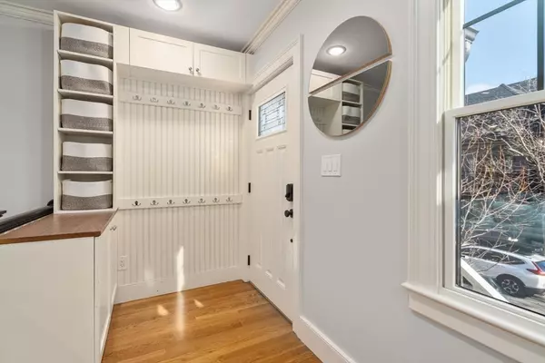 Brookline, MA 02446,148 Mason Ter #1
