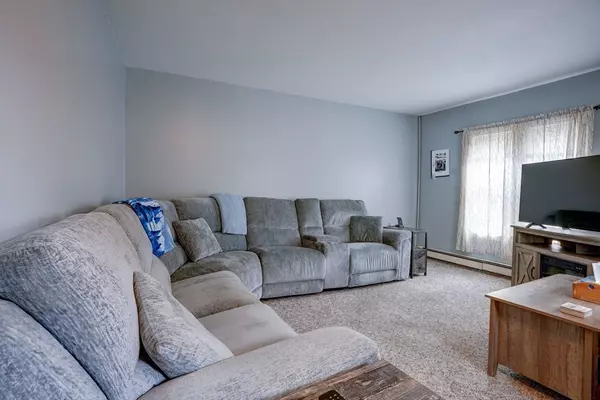 Rockland, MA 02370,114-116 Vernon St,