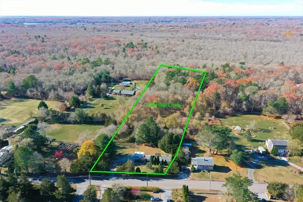 1371 Drift Rd, Westport, MA 02790