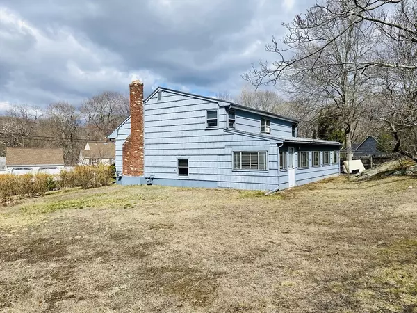 Randolph, MA 02368,1 Bonnie Ln