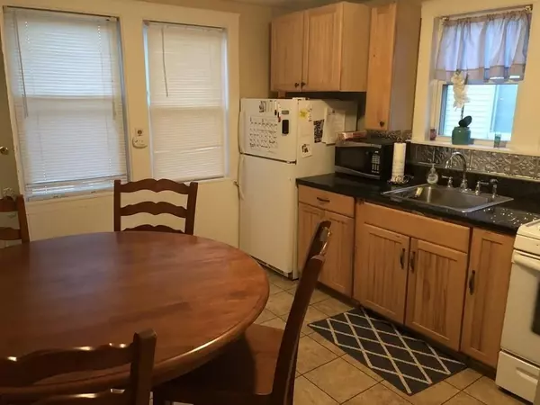 Quincy, MA 02169,7 Whiton Ave #2