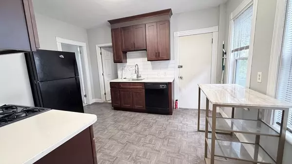 Boston, MA 02135,76 Antwerp St #1