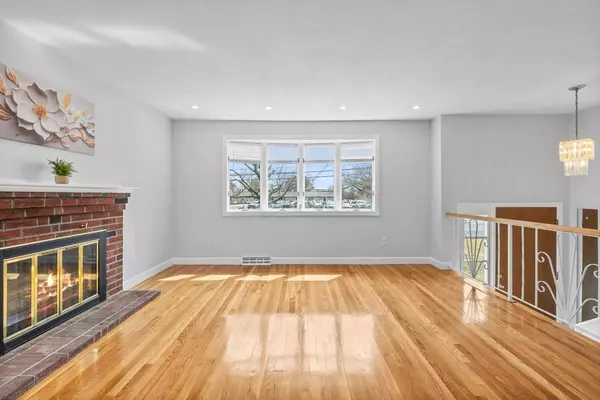 Framingham, MA 01701,114 Newbury St