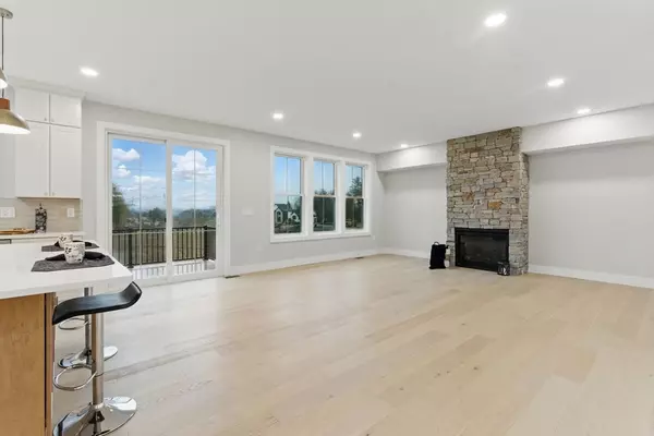 Ludlow, MA 01056,24 Balsam Hill Rd