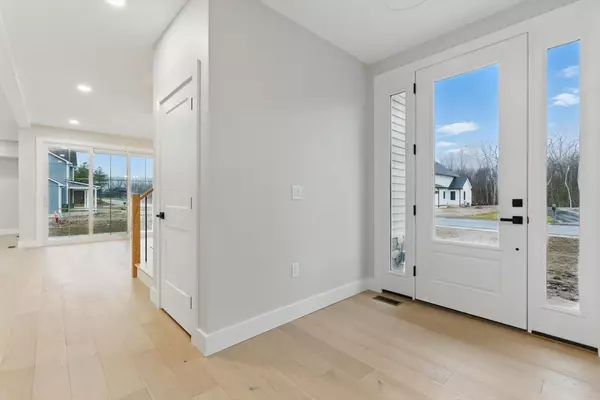 Ludlow, MA 01056,24 Balsam Hill Rd