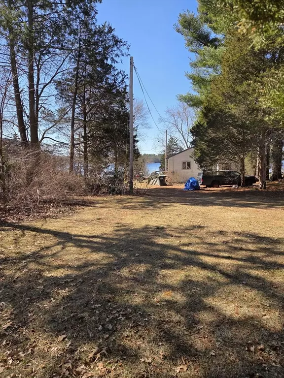 Norton, MA 02766,33 Bay Rd