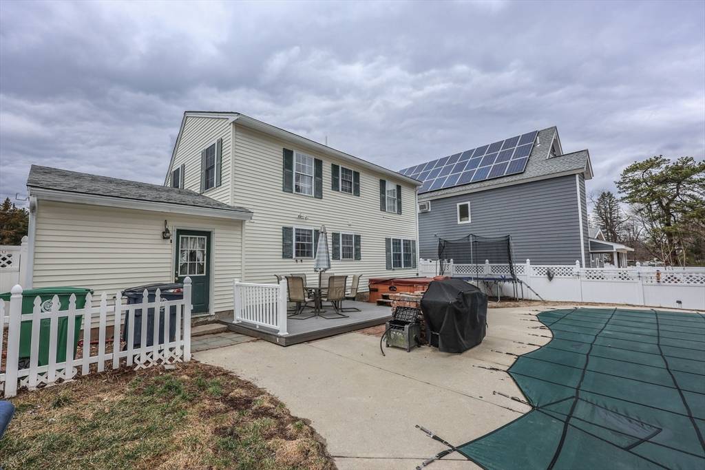 Nashua, NH 03060,90 Monroe Street
