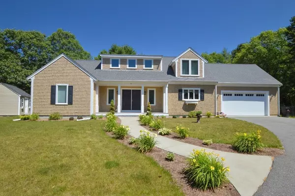 26 Crosswinds Way, Falmouth, MA 02536