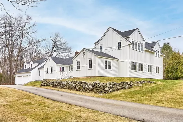 West Newbury, MA 01985,192 Middle St