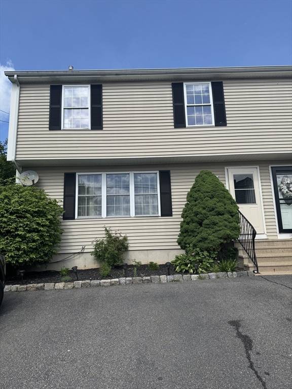 4 Middleton St #4, Milford, MA 01757