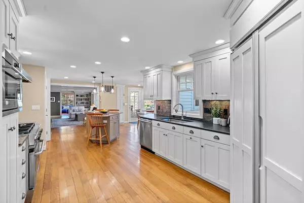 Wayland, MA 01778,8 Webster Lane