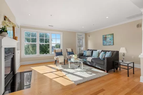 Marblehead, MA 01945,39 Intrepid Circle #203