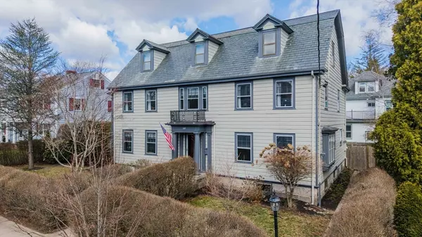 New Bedford, MA 02740,229 Hawthorn St