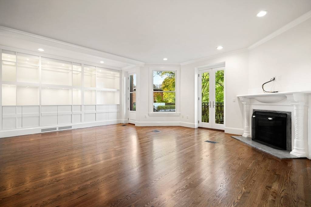 408 Beacon St #1, Boston, MA 02115