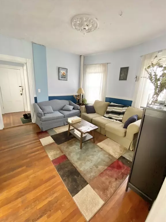 Cambridge, MA 02140,10 Beech Street