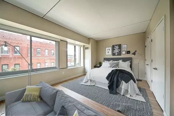 Cambridge, MA 02142,270 3rd Street #804