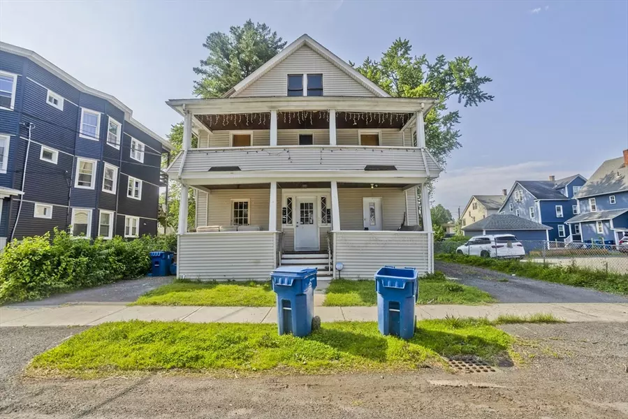 16 Worthen St, West Springfield, MA 01089