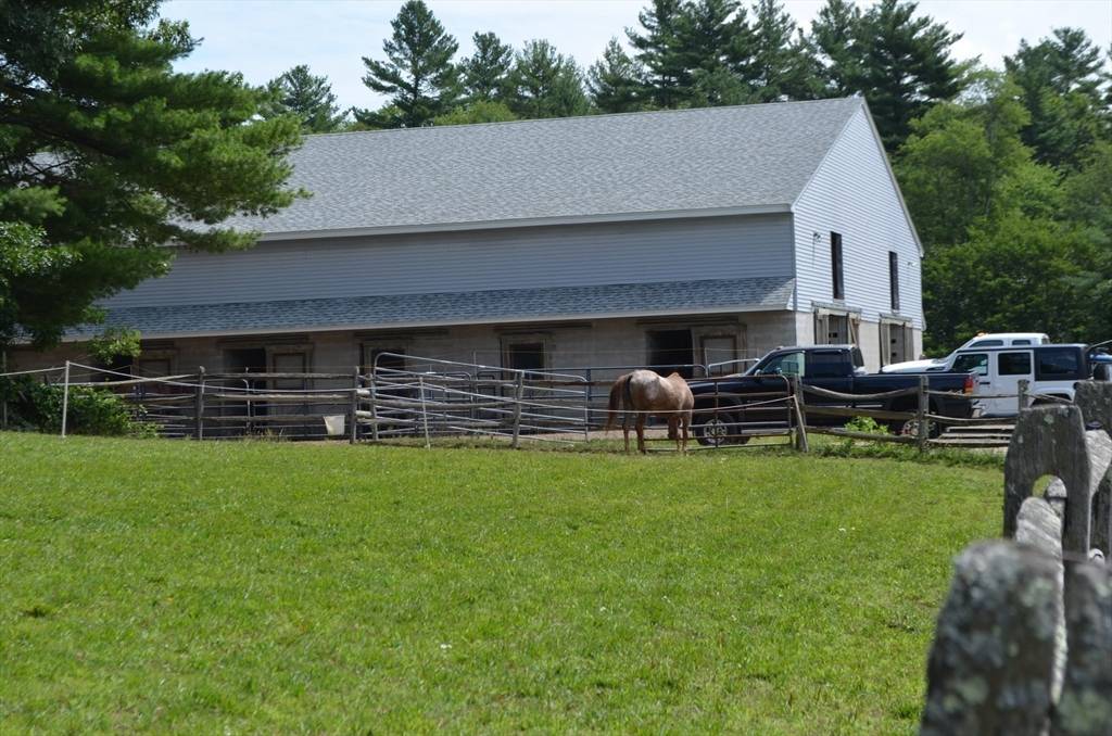 Topsfield, MA 01983,37 East Street