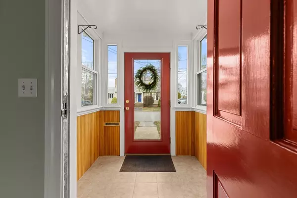Burlington, MA 01803,6 Frances Road