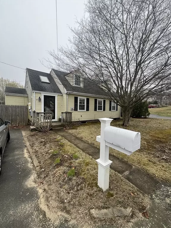 Bourne, MA 02532,14 Blueberry