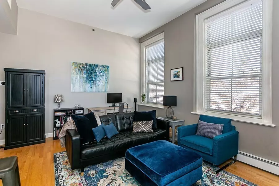 145 Glenwood St #303, Malden, MA 02148