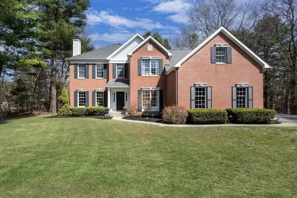 54 Charles River Drive, Franklin, MA 02038