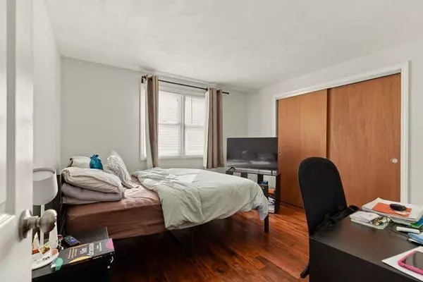 14 Orchard #A Waltham, MA 02452