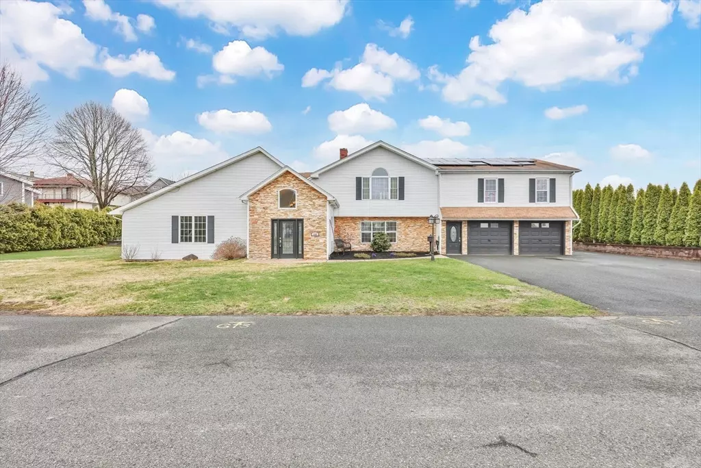 Ludlow, MA 01056,168 Lockland Street