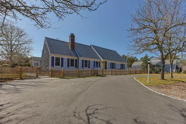 Harwich, MA 02645,16 Haromar Heath Rd