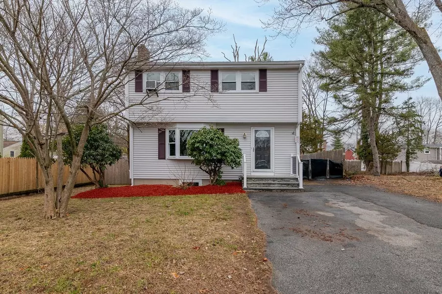 51 Summit Rd, Holbrook, MA 02343