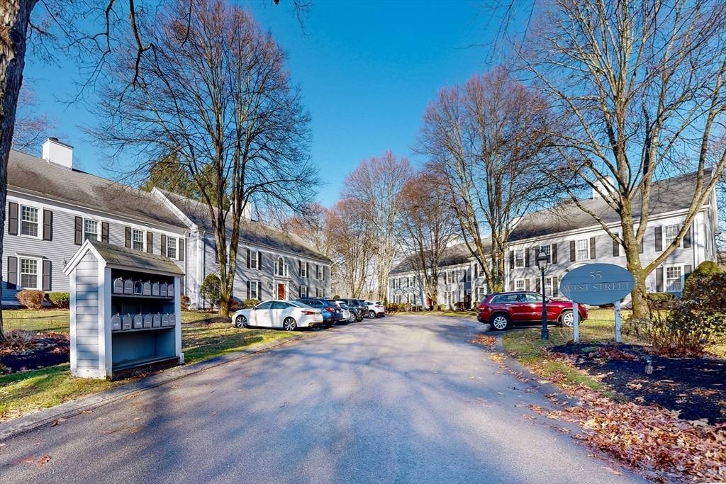 55 West Street #7, Medfield, MA 02052