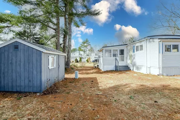 Wareham, MA 02576,52 Holiday Drive