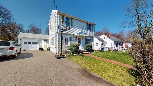 Avon, MA 02322,6 Everett St