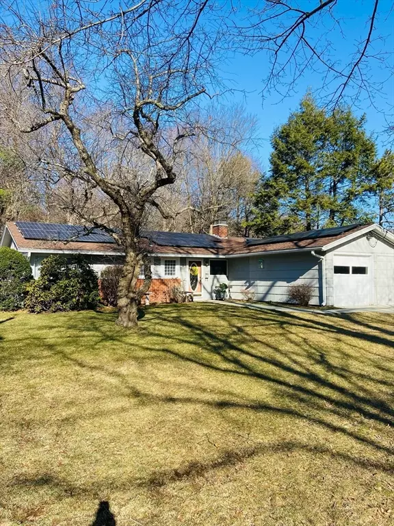 5 Birchwood Rd, Worcester, MA 01609