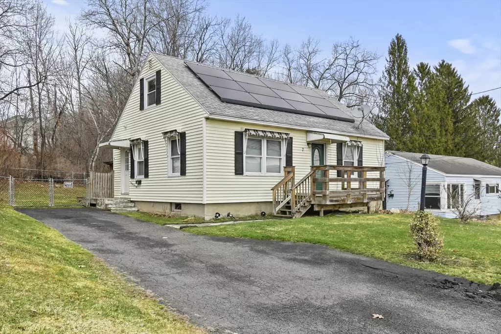 Pittsfield, MA 01201,7 Manchester Ave