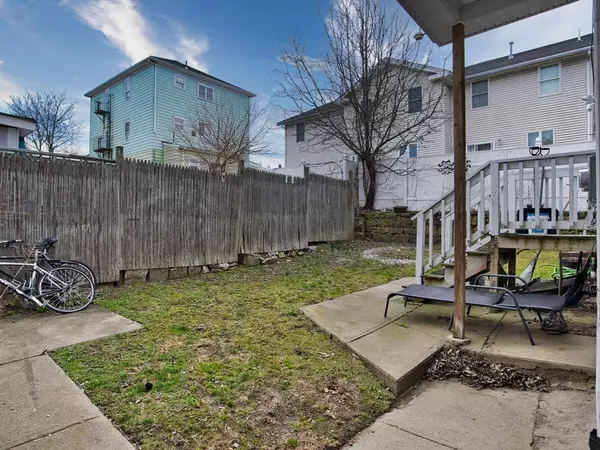 Fall River, MA 02720,55 Tremont St