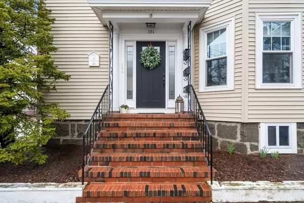 Salem, MA 01970,101 Leach St #3