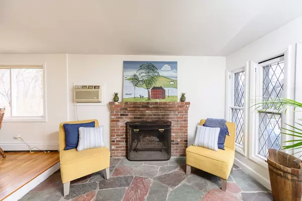 Randolph, MA 02368,57 Fowler St