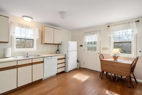 Falmouth, MA 02536,76 Kompass Dr