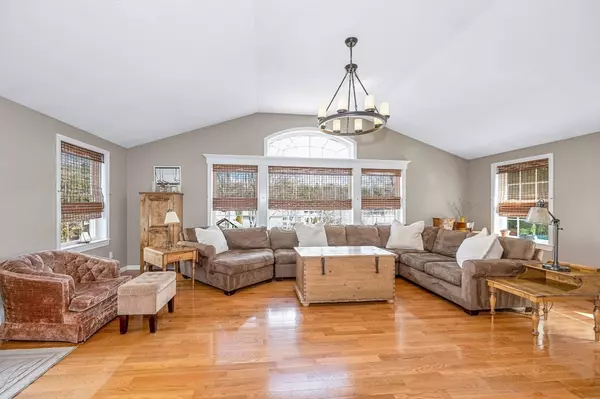 Ayer, MA 01432,12 Pingry Way