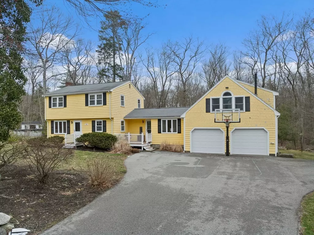 Hanover, MA 02339,53 Vine St